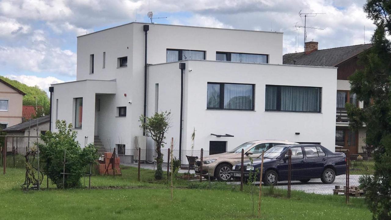 Apartman Gabriela Roudne 外观 照片
